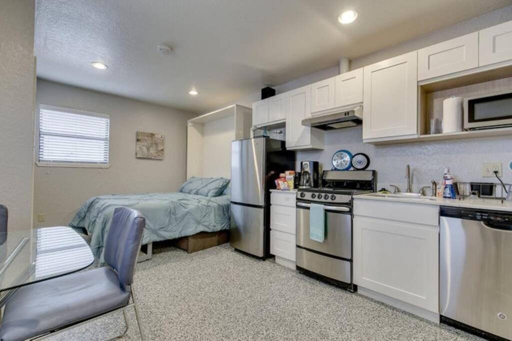 Near To Ouhsc Hospitals-Garage Studio Оклахома Сити Екстериор снимка