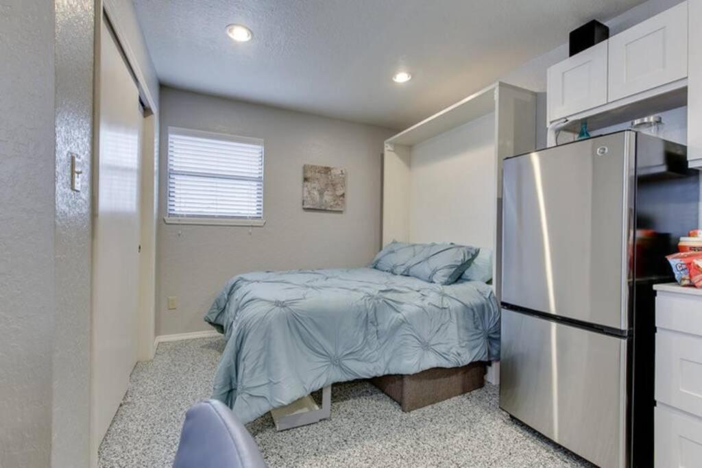 Near To Ouhsc Hospitals-Garage Studio Оклахома Сити Екстериор снимка