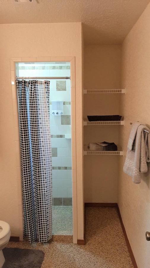 Near To Ouhsc Hospitals-Garage Studio Оклахома Сити Екстериор снимка